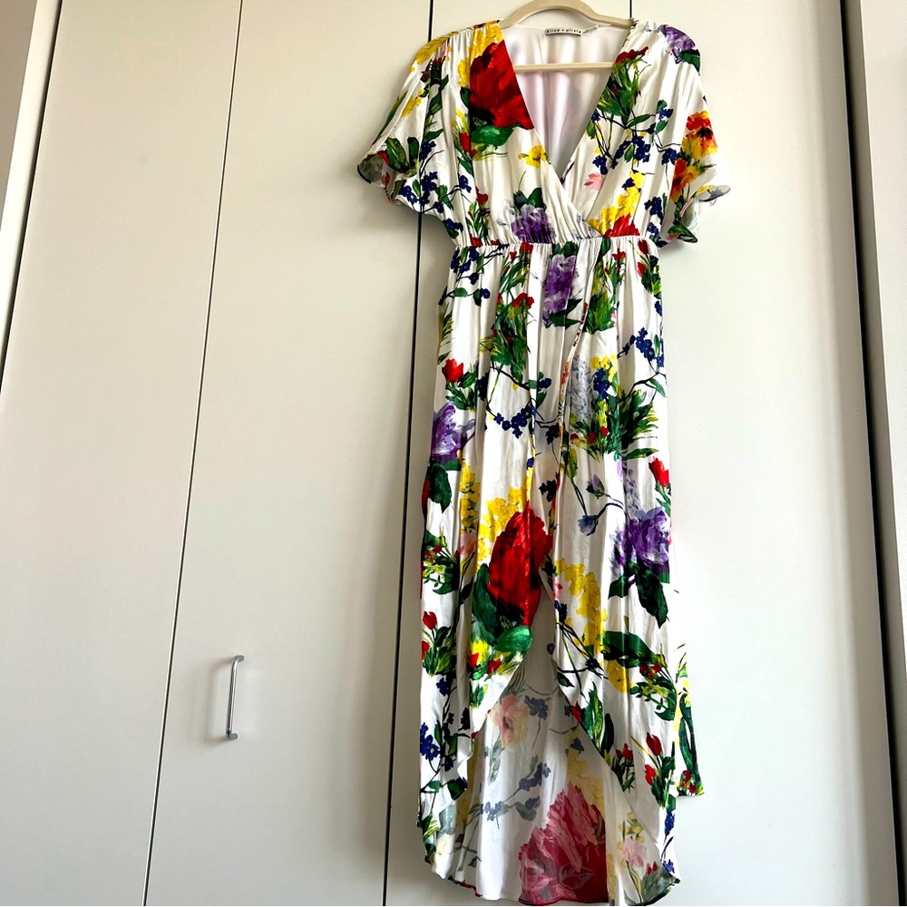 Alice + Olivia Clarine floral flutter sleeve wrap midi dress